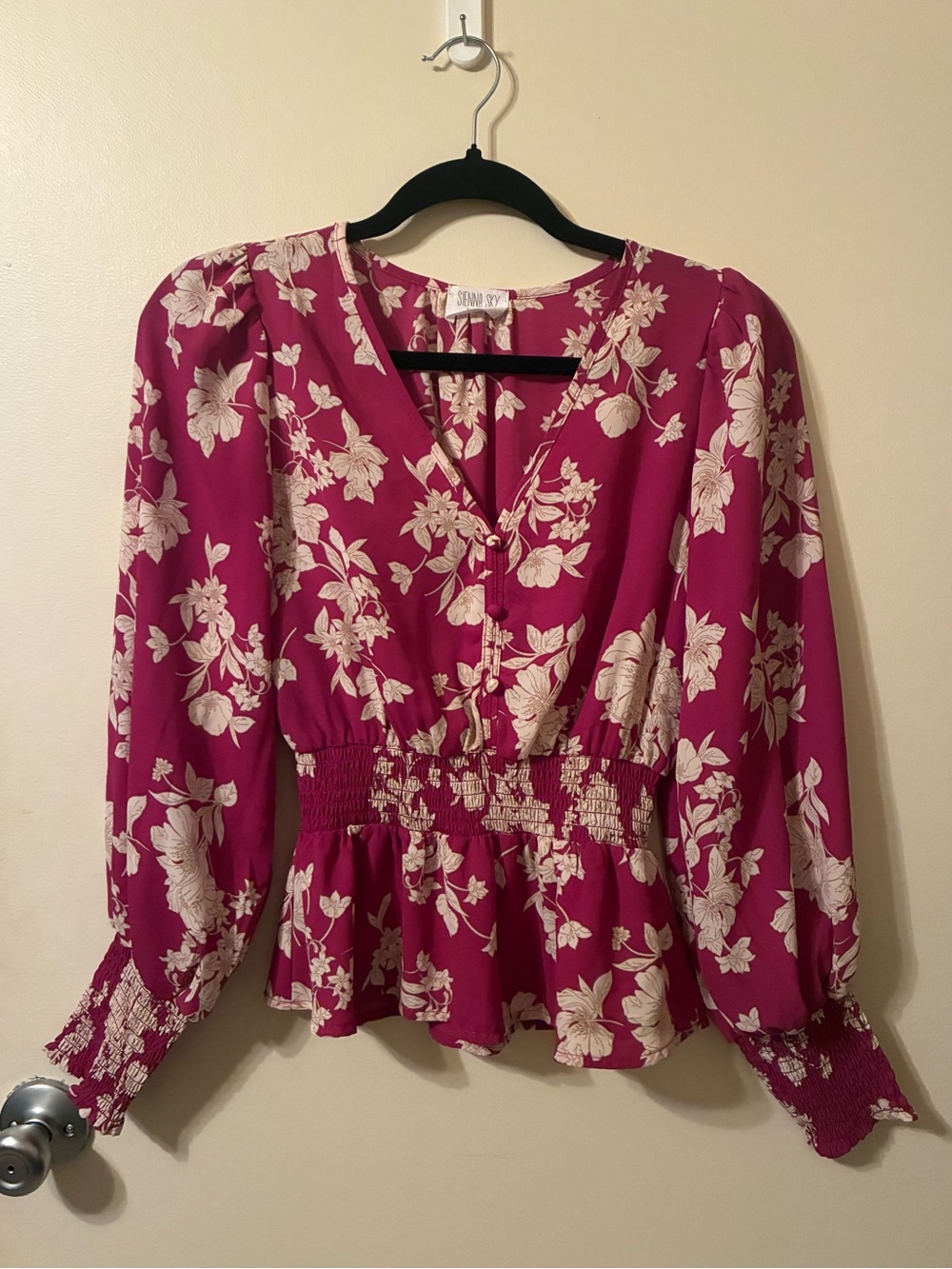 Sienna Sky Magenta Floral V-Neck Peplum Blouse Long Sleeve Gathered Waist XS
